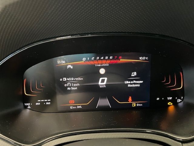 Fahrzeugabbildung SEAT Arona Style Winterpaket Tempomat Navi DAB LED