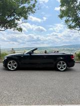 BMW 120i Cabrio - Alu 18 " & Leder - BMW 120 aus 2009: 120i