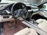 BMW X5 xDrive30d - - BMW X5: Grau, Luftfederung