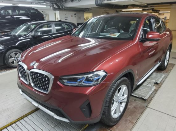 BMW X4 xDrive 20d*LASER*PANO*360°KAMERA*