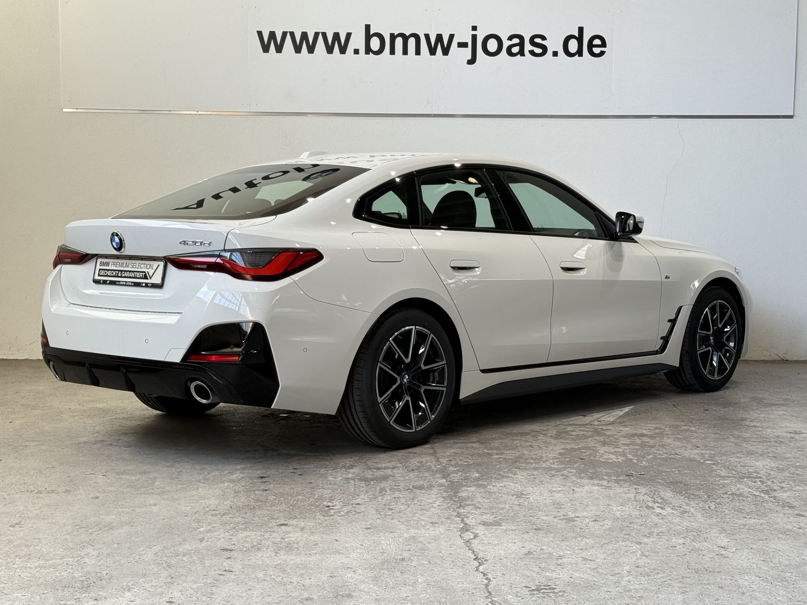 Fahrzeugabbildung BMW 420d M Sportpaket, Standheizung
