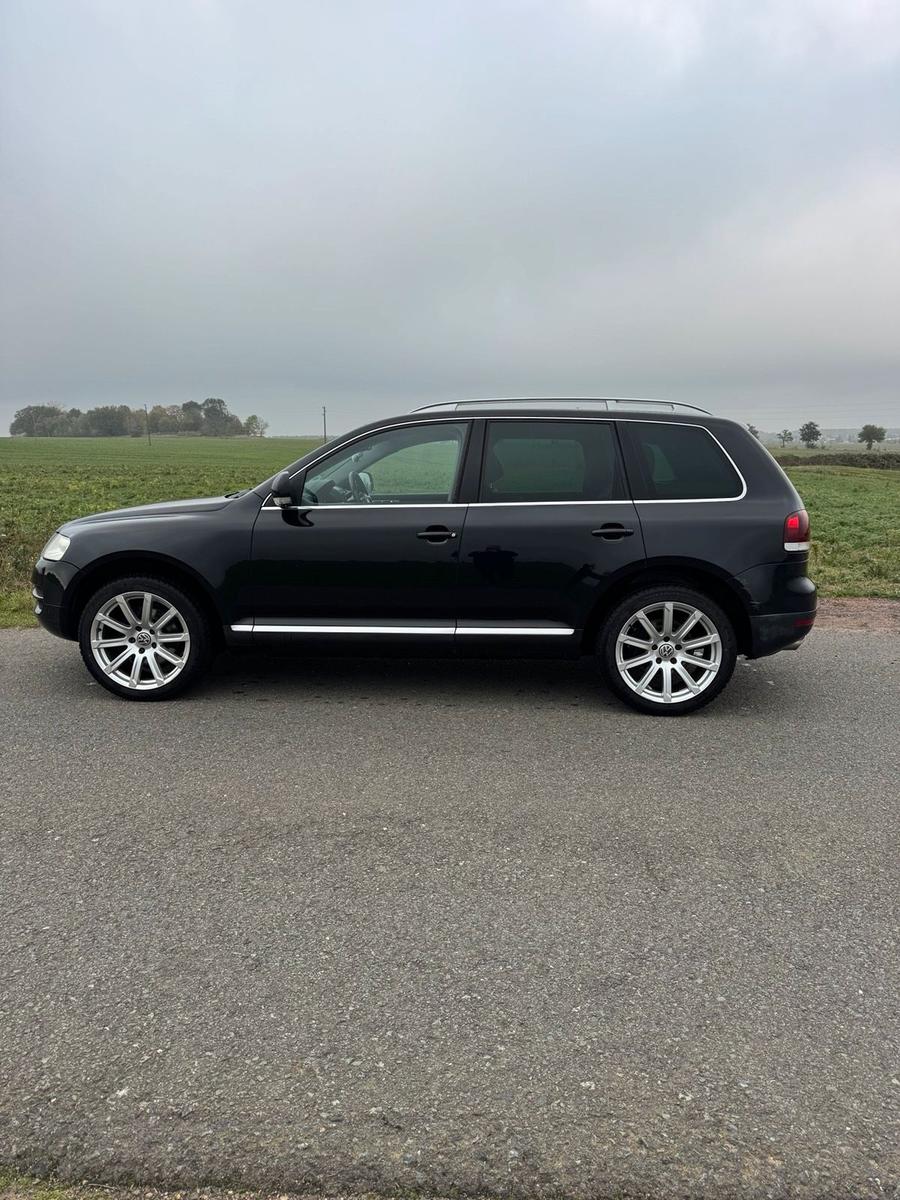 Volkswagen Touareg 2004 — engine 310 HP (228kW)