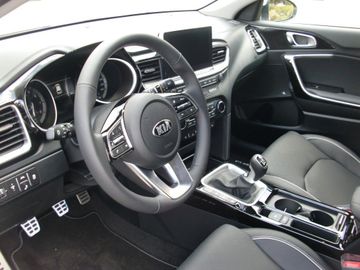 Kia Ceed 1.4 T-GDI Platinum Edition Navigation Leder