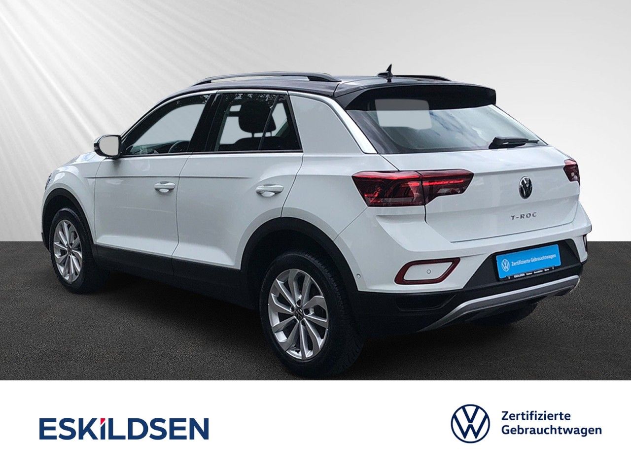 Volkswagen T-Roc Life 1.5 TSI AHK ACC NAVIGATION SITZHZG foto 2