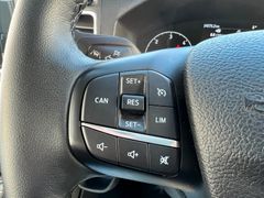 Fahrzeugabbildung Ford Tourneo Custom "Nugget" 320 L1/1Hd/AUFSTELLDACH!
