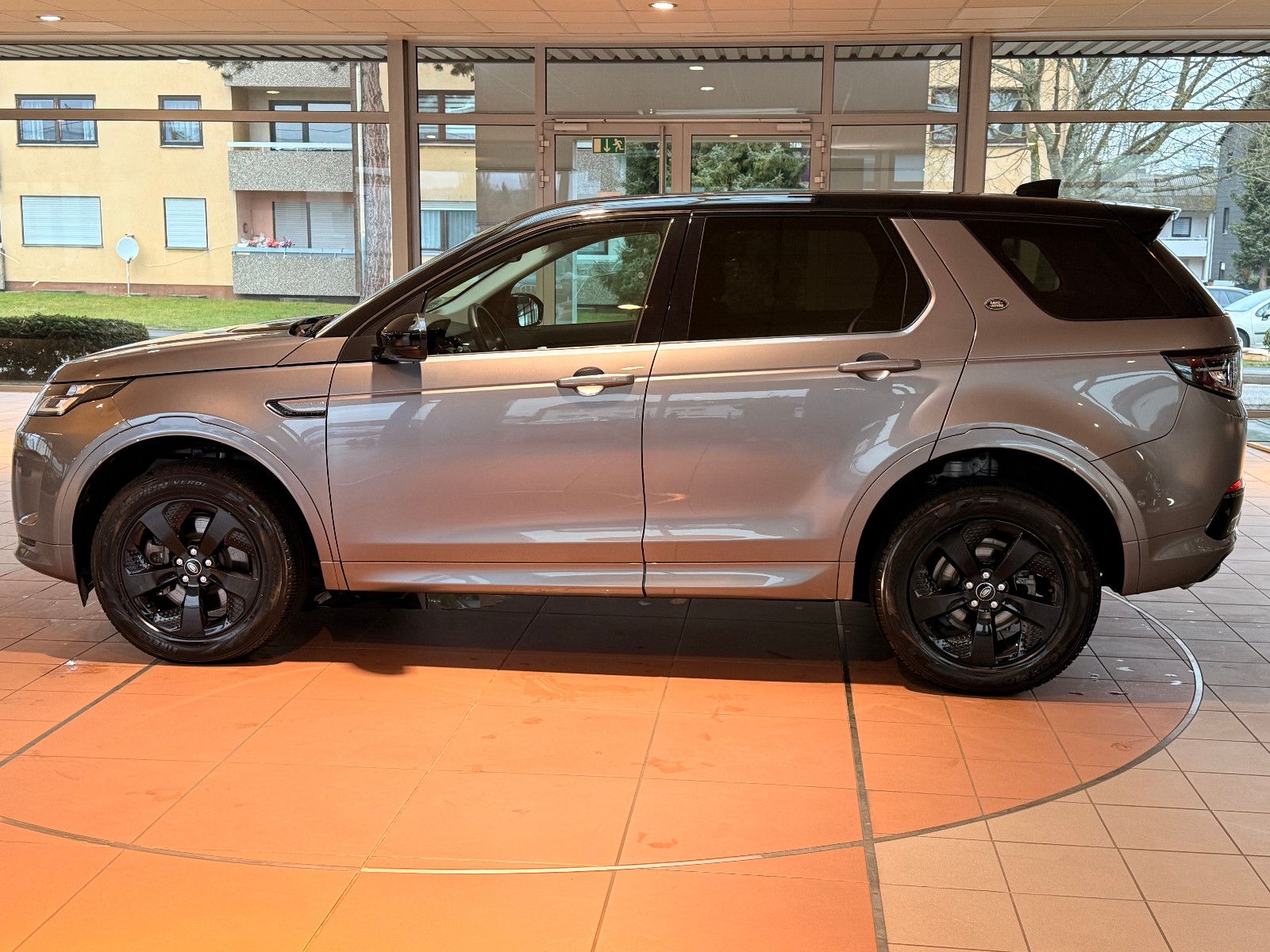 Fahrzeugabbildung Land Rover Discovery Sport R-Dynamic S AWD/LEDER/KAMERA/ACC