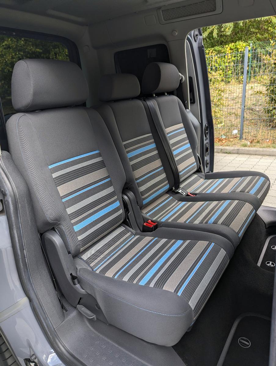 Volkswagen Caddy 2012 — photo 17