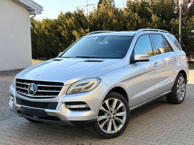 Mercedes-Benz ML 350 CDI BlueTec 4 Matic *KLIMA*AHK *VOLL