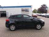 Hyundai ix35 Style 2WD AHK abn., Allwetter, Teilleder - gebrauchte Hyundai ix35 aus dem Jahr 2010