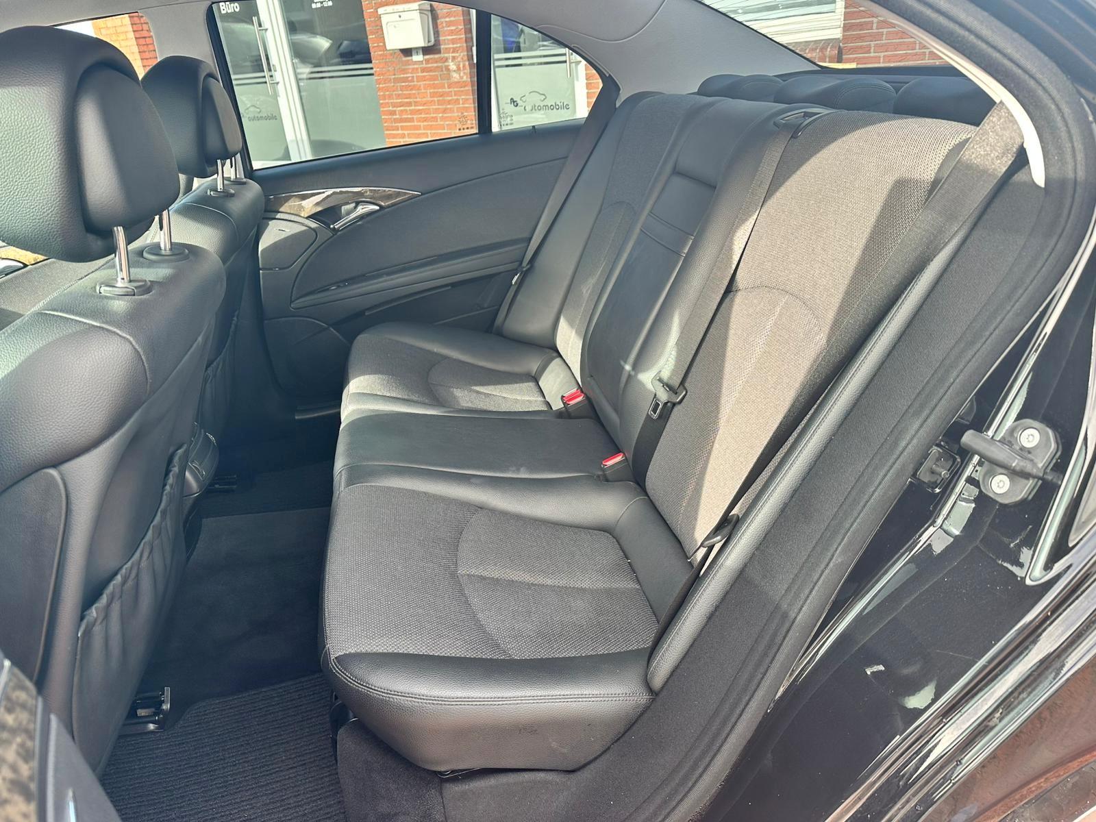 Mercedes-Benz E 220 Limousine CDI AVANTGARDE TMP CAM NAVI