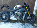 Ducati Streetfighter V4 SP,  Neuwertig, Extras  - STREETFIGHTER
