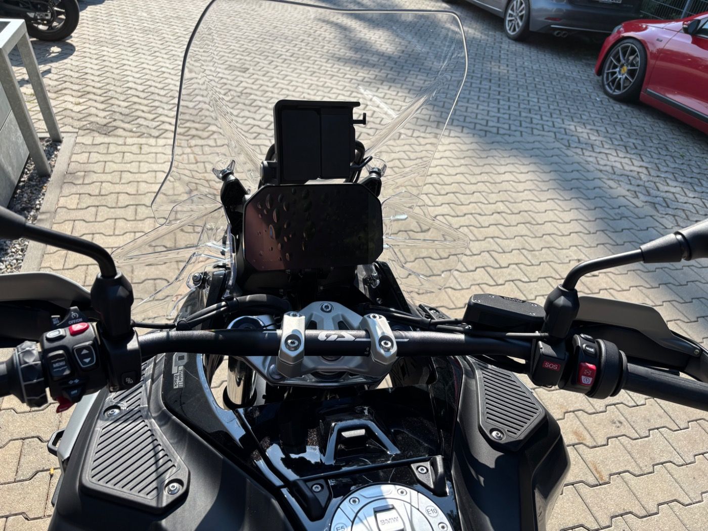 Fahrzeugabbildung BMW R 1300 GS Adventure Triple Black ASA 3 Pakete Ad