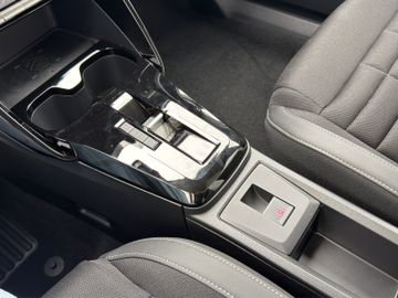 Citroën C3 Aircross MAX HY 145 Kam.+KeyLess+LED+Navi