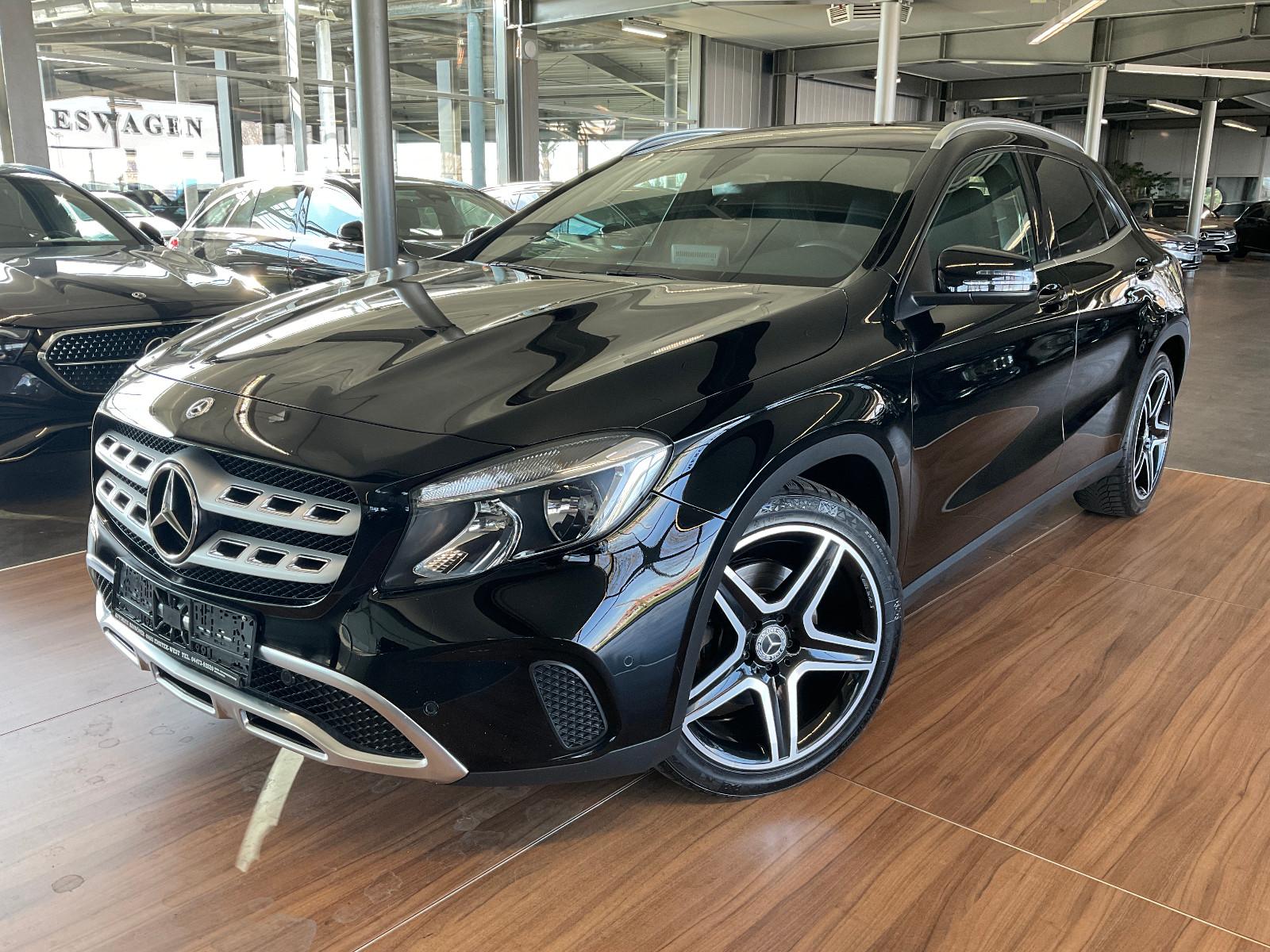 Mercedes-Benz GLA 250 4Matic Urban GARMIN/GRA/AUDIO20/PARKPILO