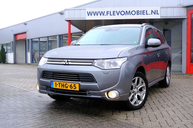 Mitsubishi Outlander 2.0 PHEV Instyle+ Aut. Xenon|Pano|Lede