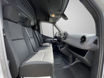 Mercedes Sprinter - 11