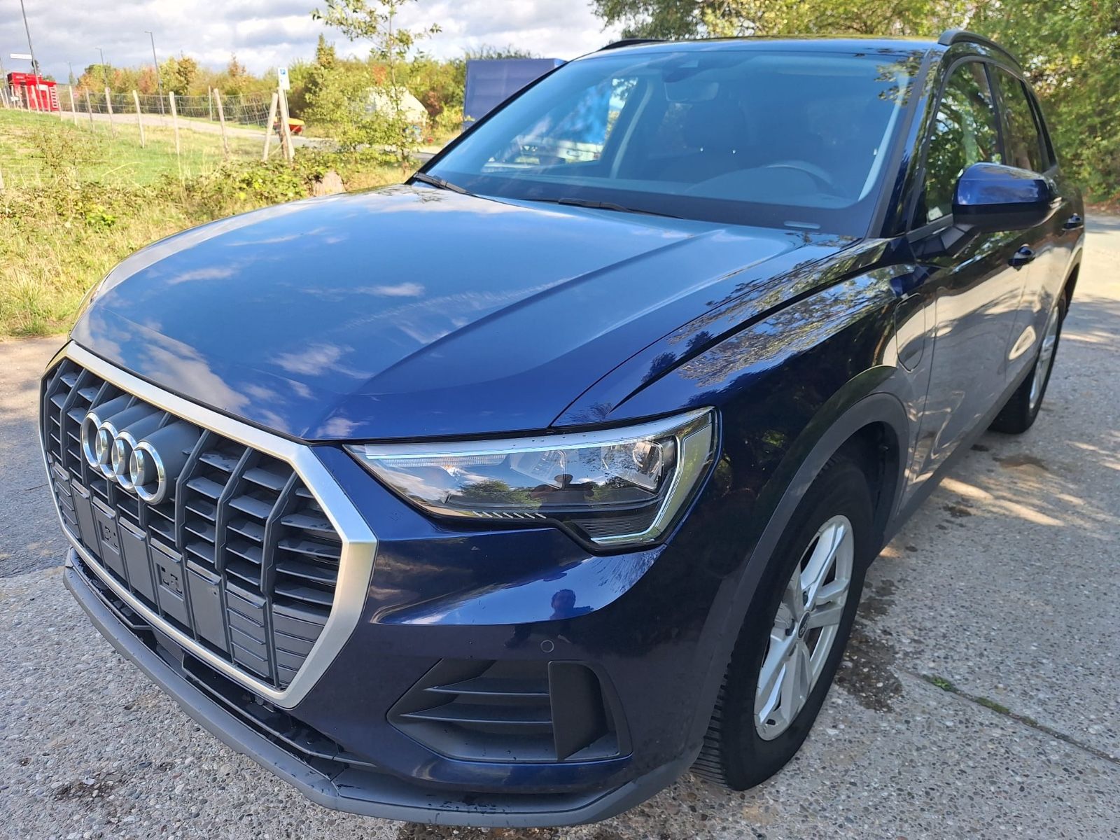 Audi Q3 45 E-TRON* S-TRONIC HYBRID * PANORAMADACH imagem 3