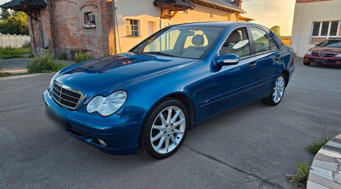 Mercedes-Benz C 200