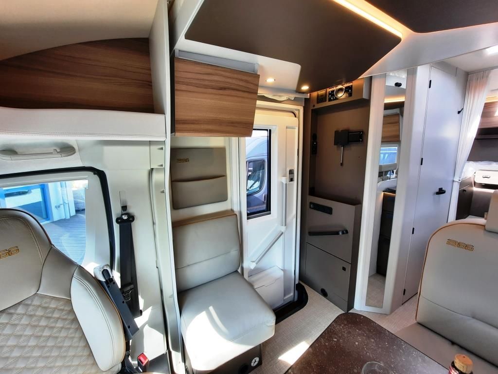 Fahrzeugabbildung Bürstner B66 690 TD Verfüg./SAT/Markise/Rüfa