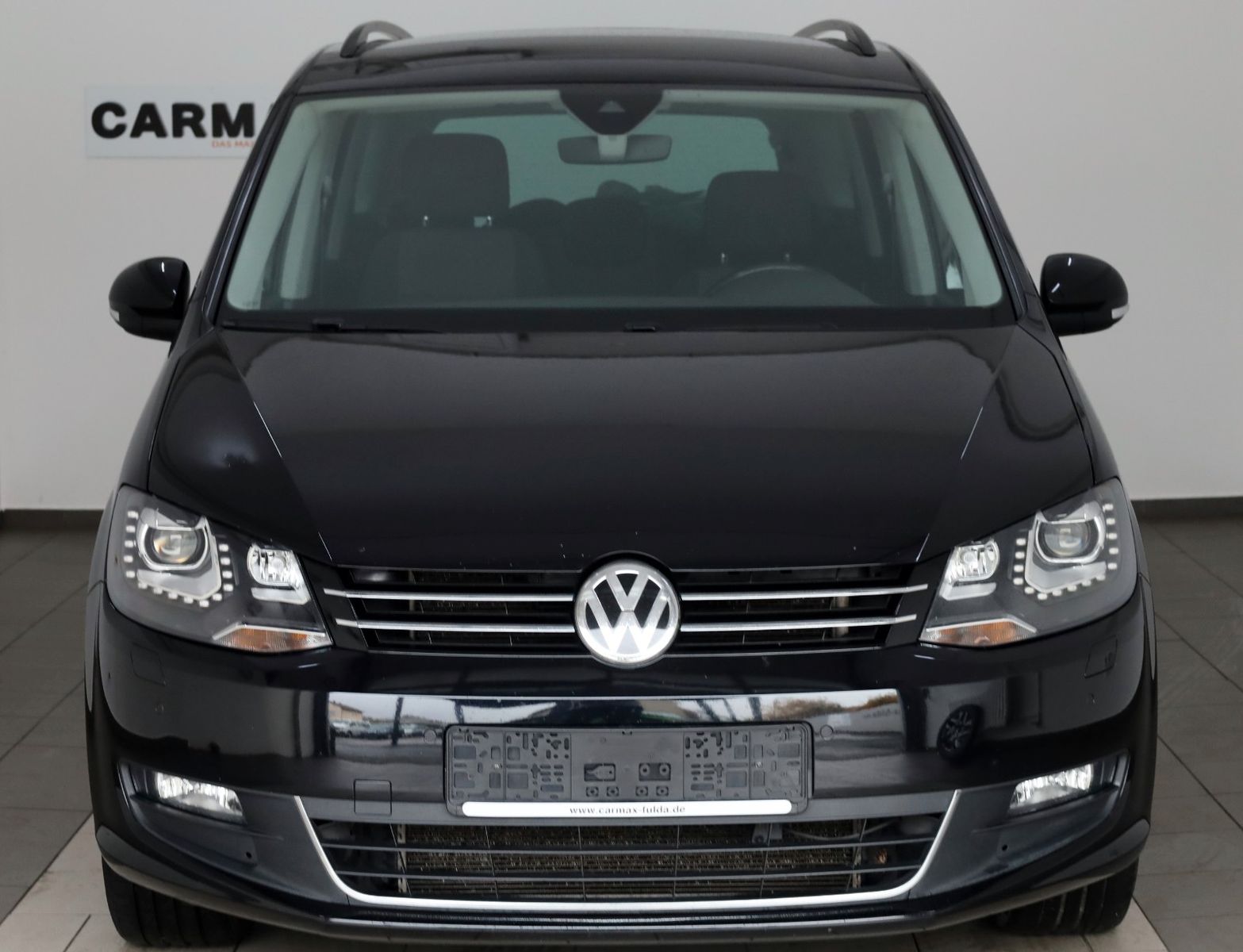 Fahrzeugabbildung Volkswagen Sharan Comfortline 7 Si,Navi,Xenon,SH,PDC,AHK el