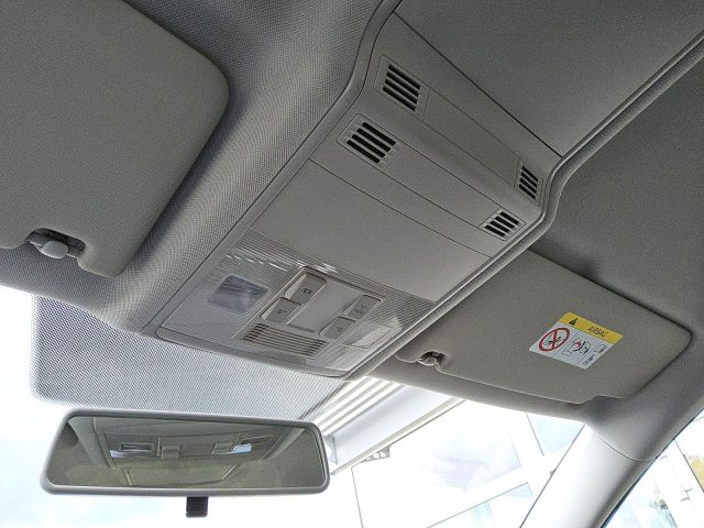Touran 1.6TDI Aut. Comfortline AHK Navi ACC