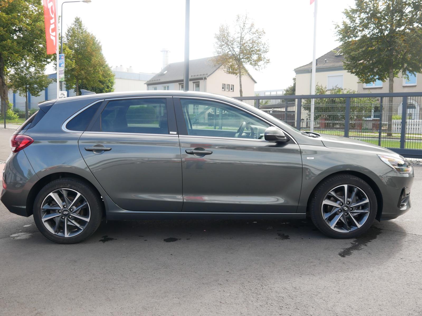 Hyundai i30 1.5 Prime Mild-Hybrid LED Navi Kamera