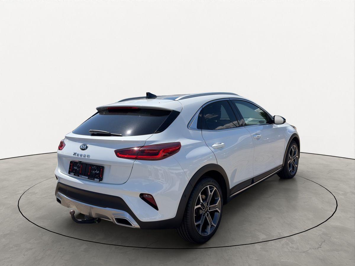 Kia Xceed 1.6 T-GDI Platinum Pano RFK LED SHZ
