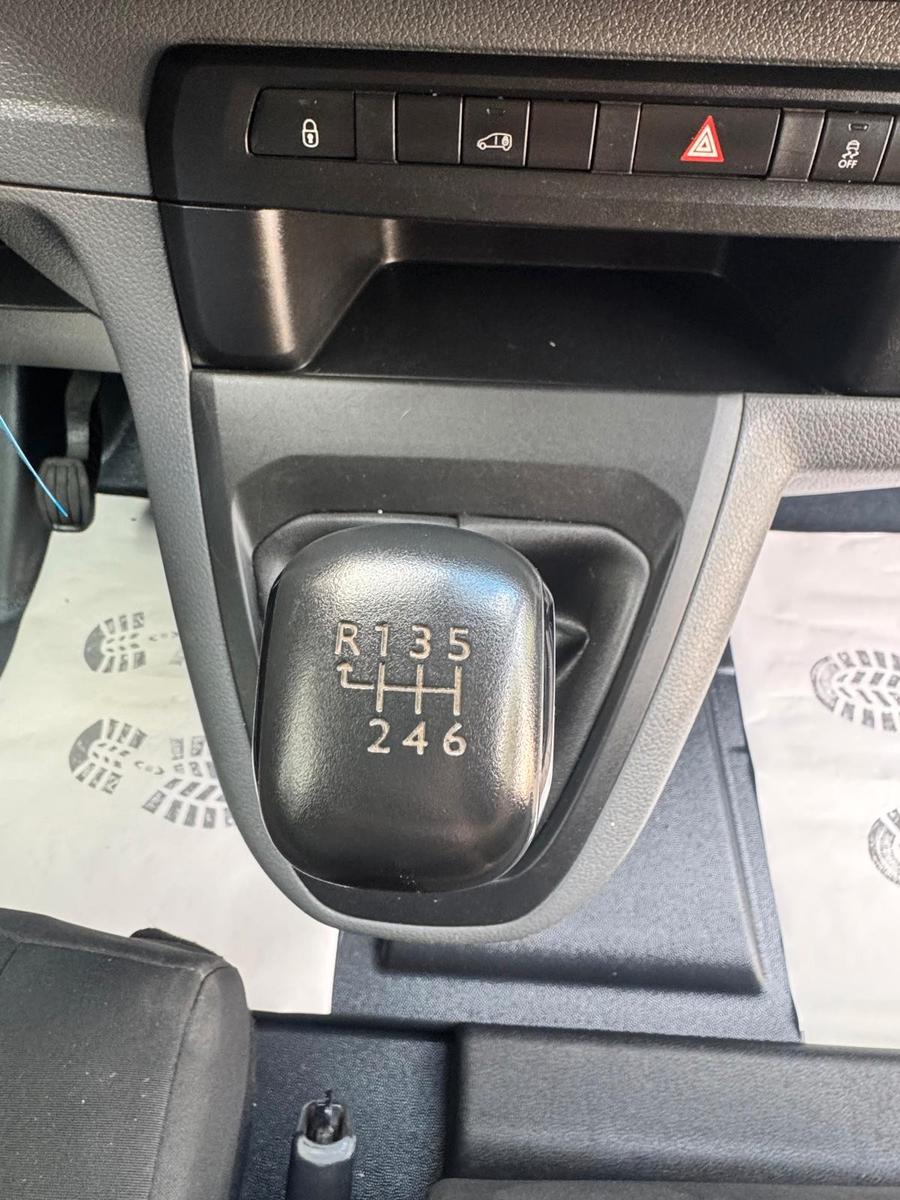 Peugeot Expert Kasten Premium L2 2.0 BlueHDI
