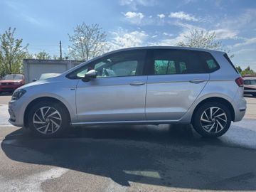 Volkswagen Golf - 8