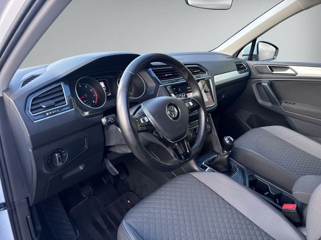 Tiguan 1.4 TSI Comfortline EINPAKRHILFE+SITZHEIZ