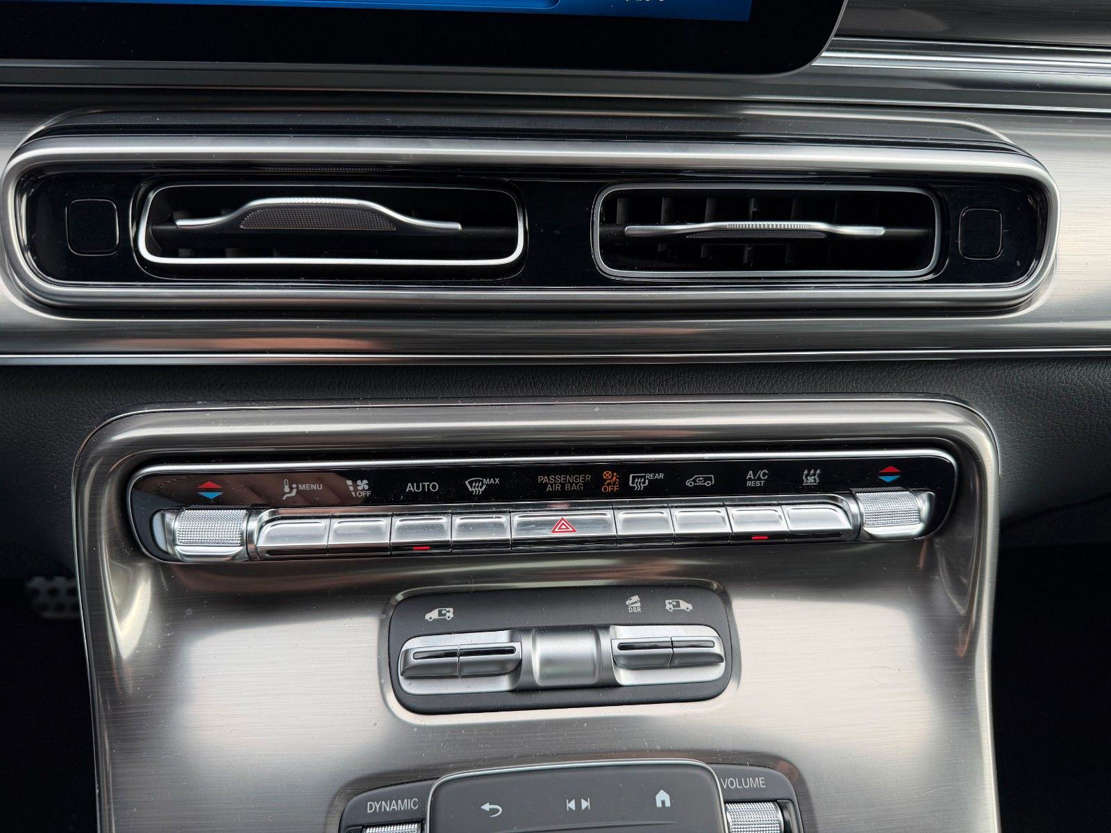 Fahrzeugabbildung Mercedes-Benz V 300 d 4MATIC EXCLUSIVE AMG Panorama Standheiz