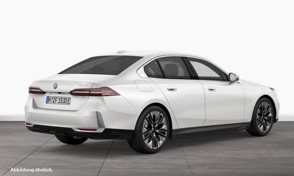 BMW 530e Lim. Adp.LED DrivAssProf HarmKar 360°