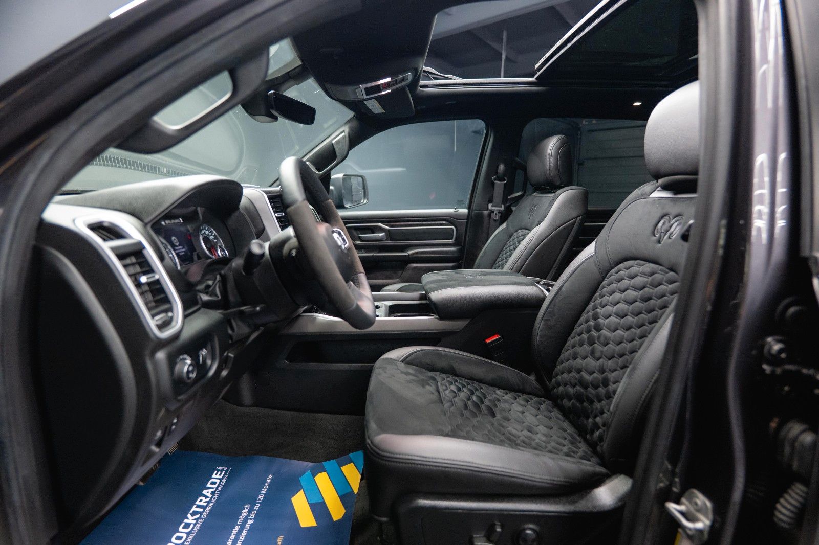 Fahrzeugabbildung Dodge RAM 5.7 V8 HEMI 4x4 Limited Longbed Airmatic 19%