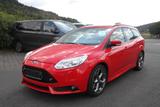Ford Focus Turnier ST+PERFORMANCE+XENON+LMF+KLIMA+BT+ - Ford Focus: ST X