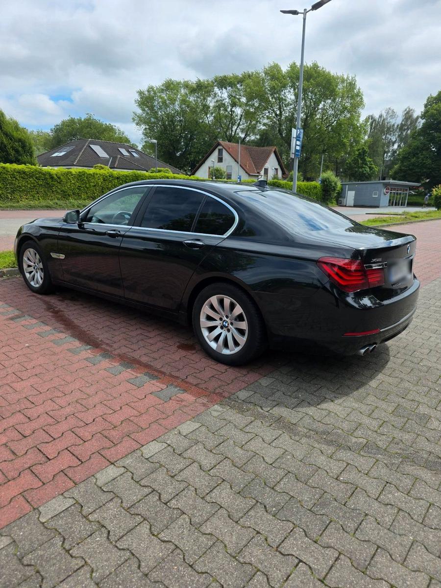 BMW 730