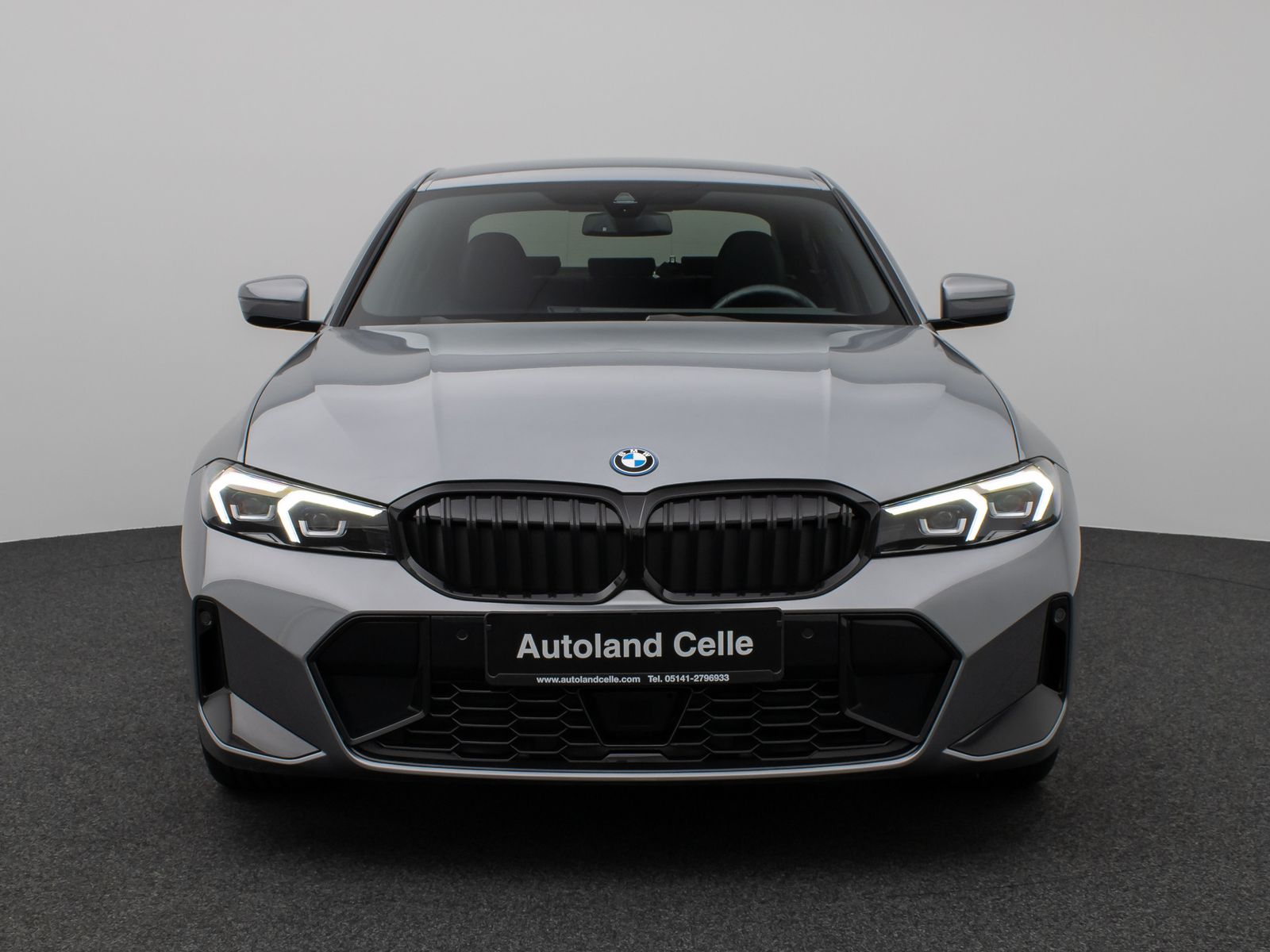 Fahrzeugabbildung BMW 330e M Sport Kamera DAB HiFi Stop&Go Komfort 19"