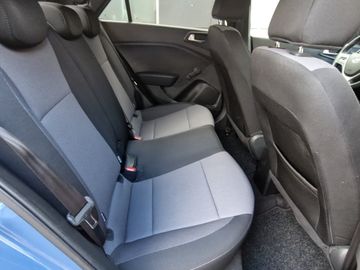 Hyundai i20 1.2 Passion (84PS)