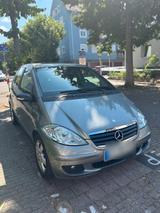 Mercedes-Benz Mercedes A150 W169 - Mercedes-Benz A-Klasse: W169