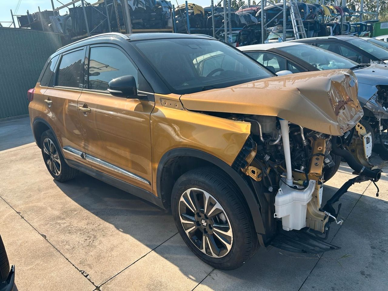Suzuki Vitara - 1