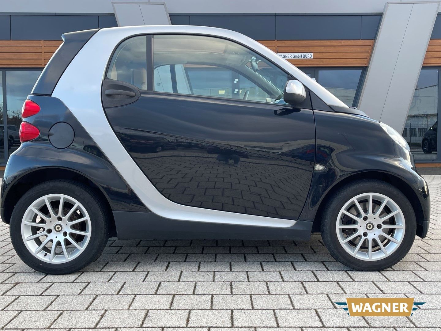 Fahrzeugabbildung Smart fortwo Passion  Klimaanlage TÜV 06/2027