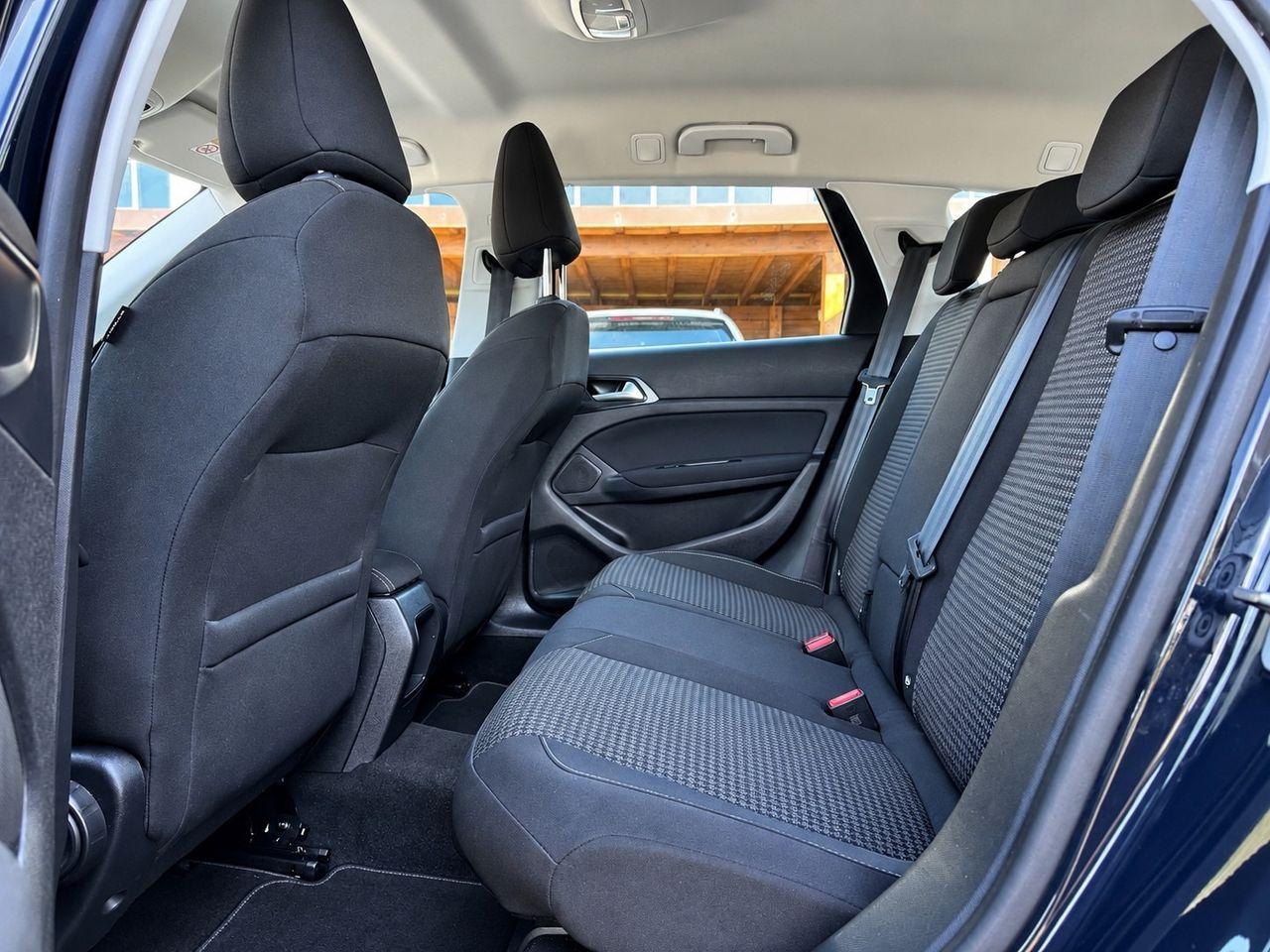Peugeot 308 BlueHDi 100 CV