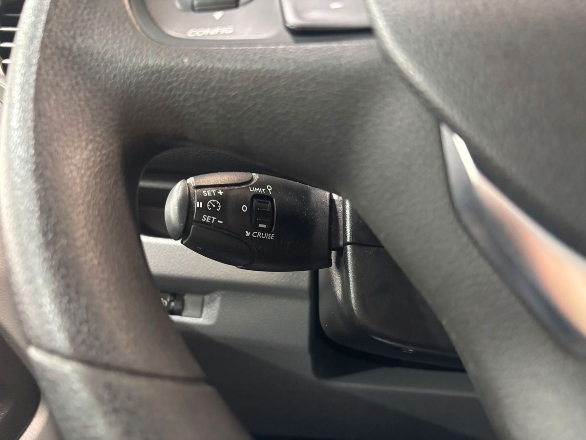 Fahrzeugabbildung Opel Vivaro 2.0 D Edition L3 #Sortimo#Klima#Kamera#Ca