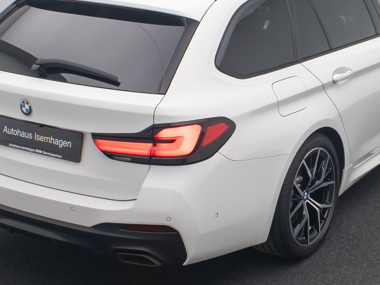 Fahrzeugabbildung BMW 530d xD M Sport DAB Laser 360&deg;HUD 4xKlima 19Zoll