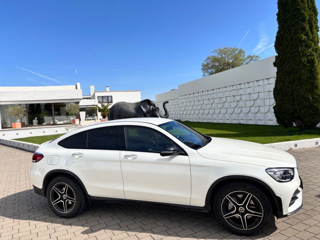 Mercedes-Benz GLC 300 COUPE,AMG,4 MATIC,NAVI,5Jahre Garantie