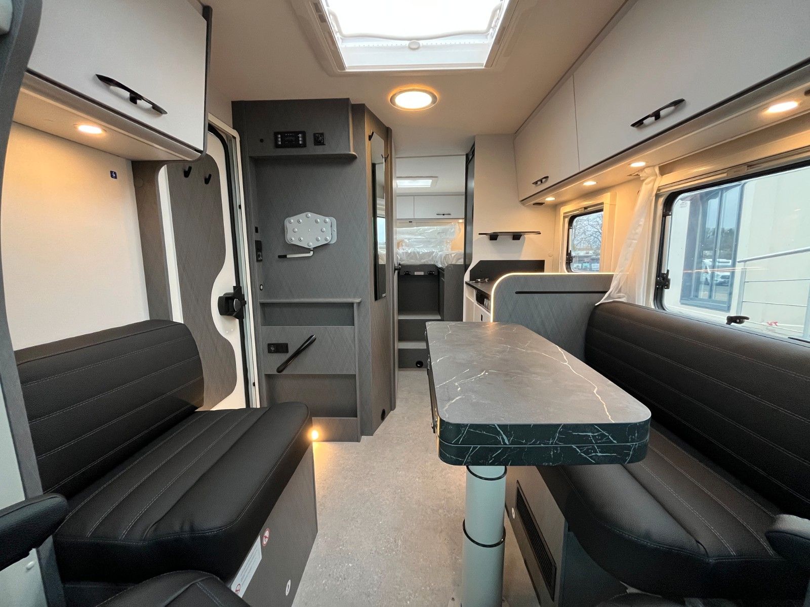 Fahrzeugabbildung Etrusco V 6.8 SCF *Automatik*iConic*Complete Selection*X