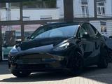 Tesla Model Y Hinterradantrieb RWD, 1.Hand, TÜV 04/28 - Tesla in Wuppertal