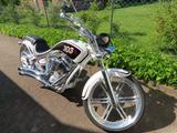 Big Dog Motorcycles Pittbull - BIG DOG MOTORCYCLES MOTORRAD