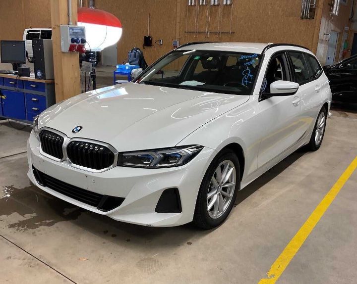 BMW 318 d Touring/Aut/Head up/Facelift/12700netto imagem 2