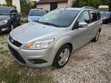 Ford Focus Turnier Silver Magic - Ford Focus aus 2008: Kombi
