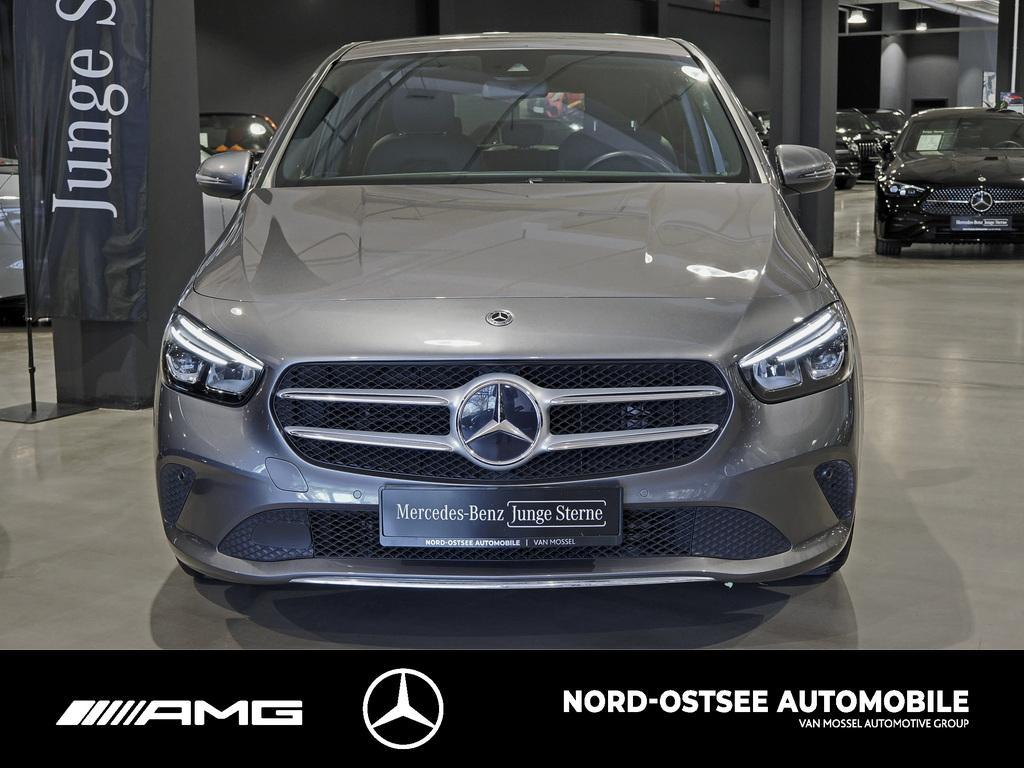Mercedes-Benz B 180 PROGRESSIVE AHK PARKPAKET LED DAB SITZHZG